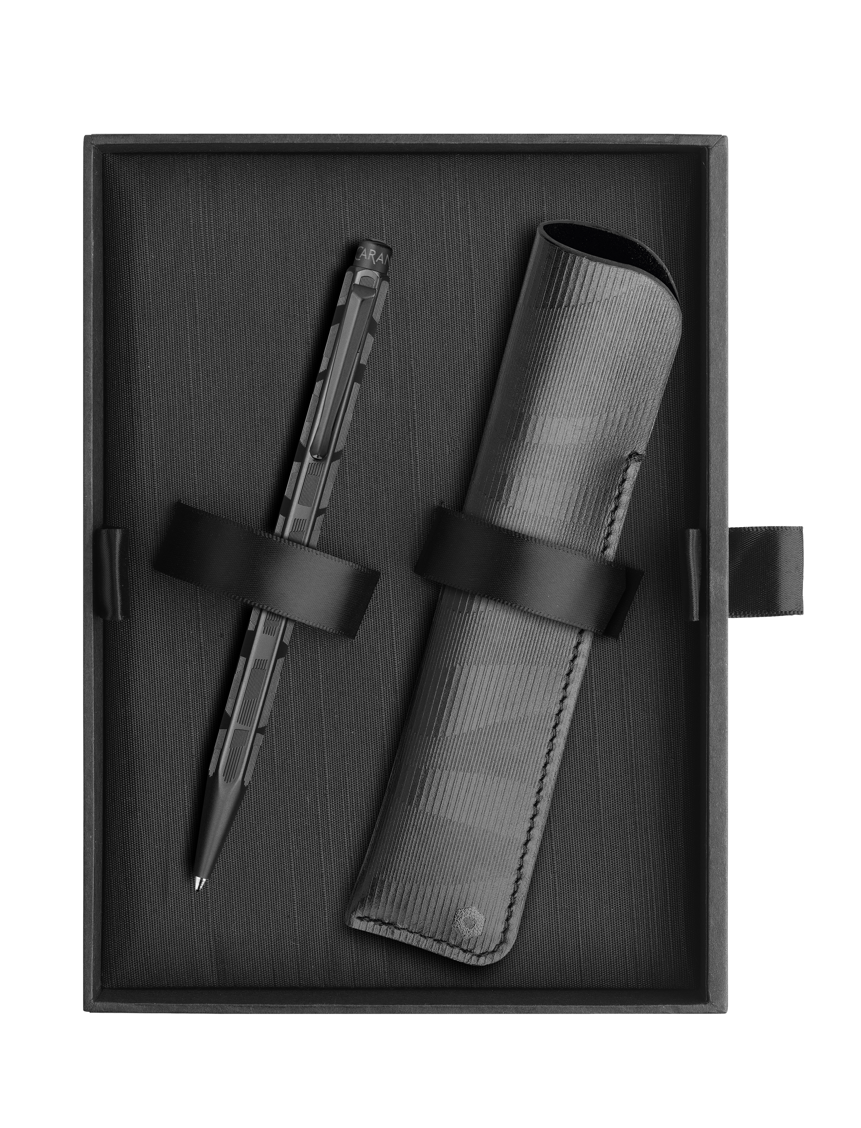 Ecridor Black Code Ballpoint pen with leather holder